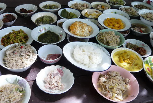 Essens vorbereitung im Tempel